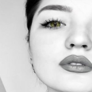 МиЛаЯ ДеВуШкА